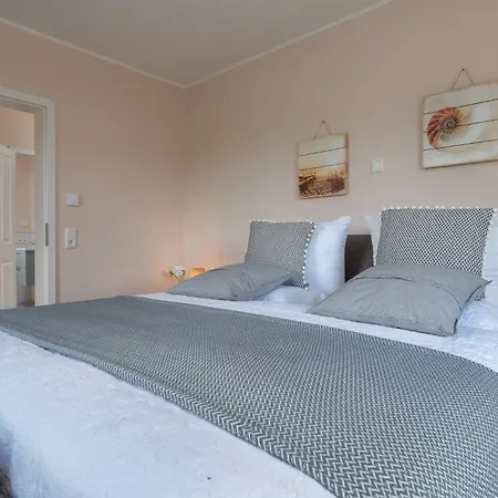 Hébergement de vacances Luxurioeses Sansibar Mit Sauna & Whirlwanne In Ruhiger Lage Bei St Peter-ording Osterhever