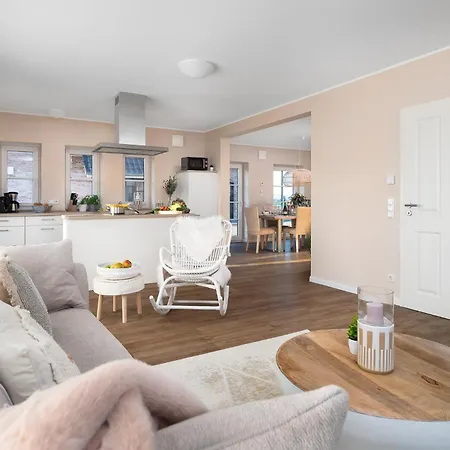 Luxurioeses Sansibar Mit Sauna & Whirlwanne In Ruhiger Lage Bei St Peter-ording Hébergement de vacances Osterhever