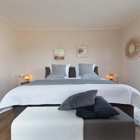 Luxurioeses Sansibar Mit Sauna & Whirlwanne In Ruhiger Lage Bei St Peter-ording Osterhever
